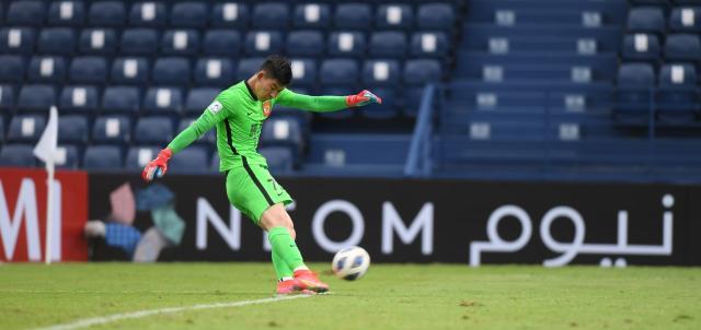 扑点!2次封杀必进球!广州惨败战张健智成唯一亮点